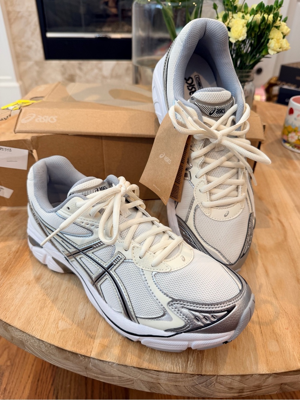 Asics GT-2160 Light Gray Running Sneakers - Size US 8.5